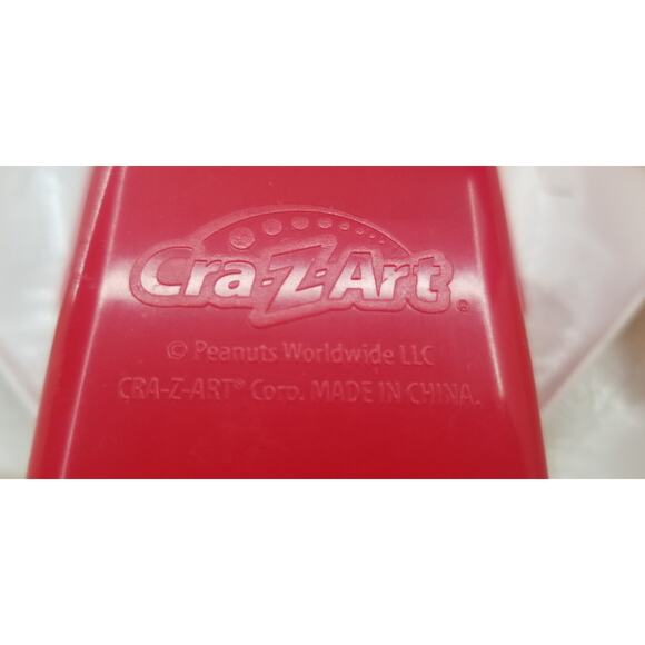 Snoopy Snow Cone Maker with scoop/shovel - Picture 9 of 11